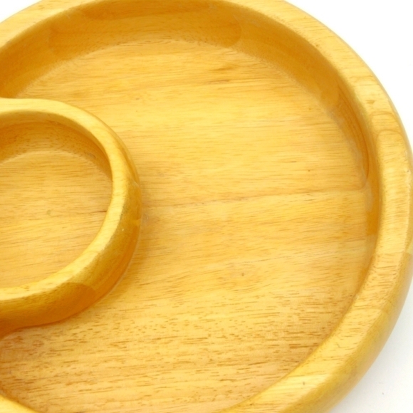 Crate and Barrel Wooden Chip and Dip bowl. - Picture 4 of 8